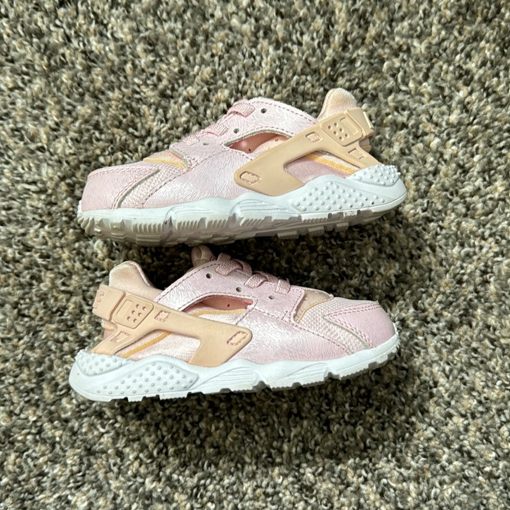 Nike Huaraches